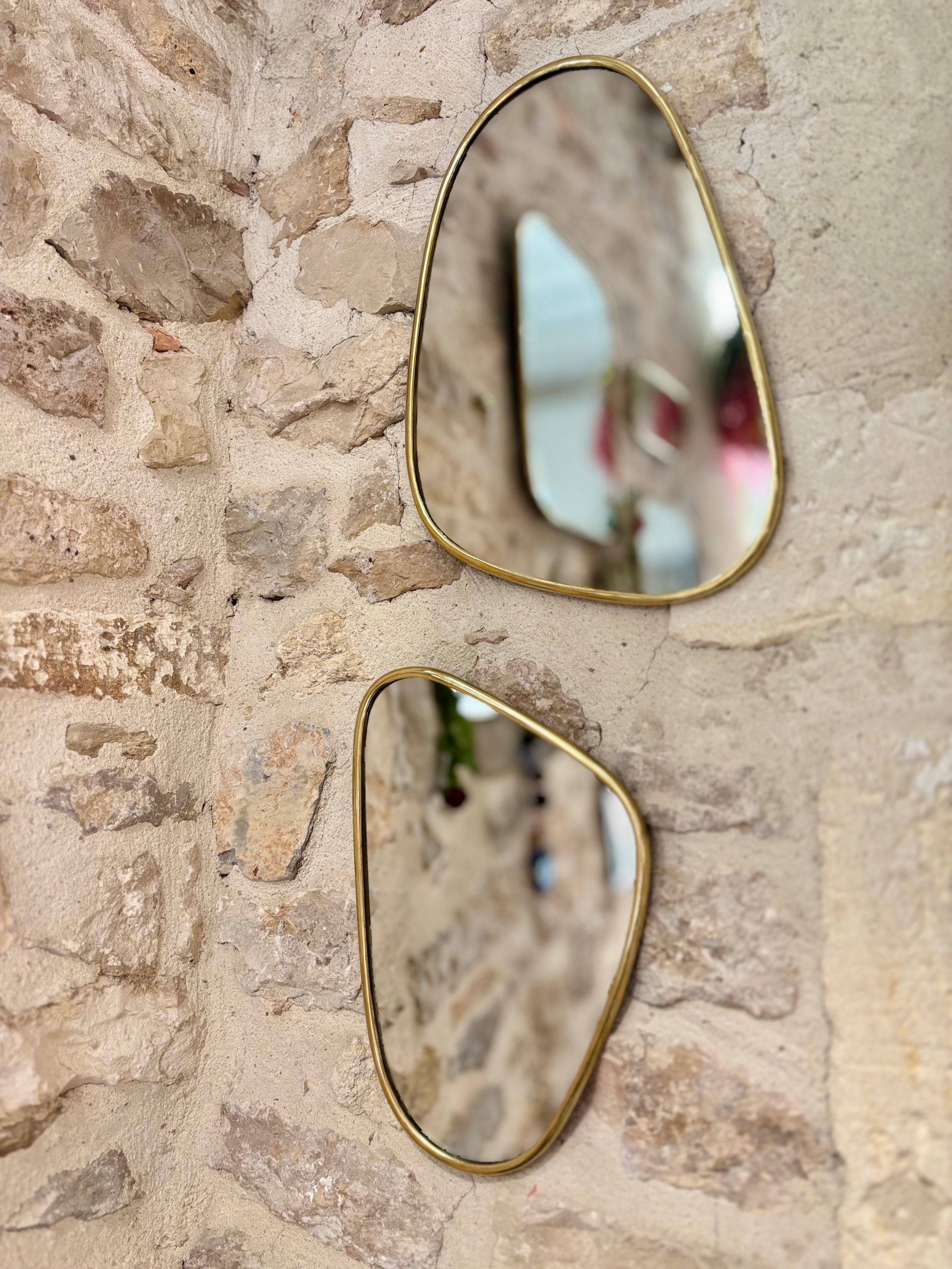 Miroir en laiton artisanal – forme géométrique