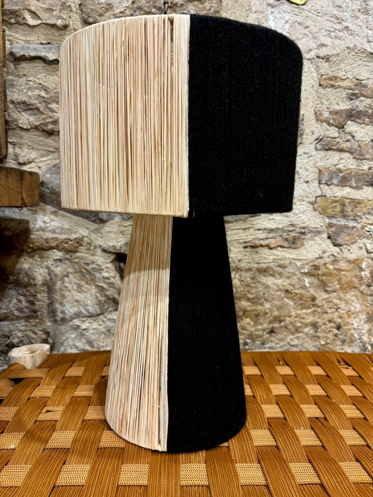 Lampe de chevet en Raphia coloré