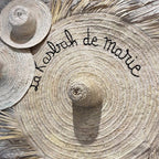 Chapeau mural en paille personnalisable