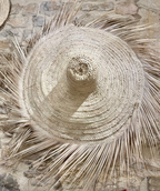 Chapeau mural en paille personnalisable