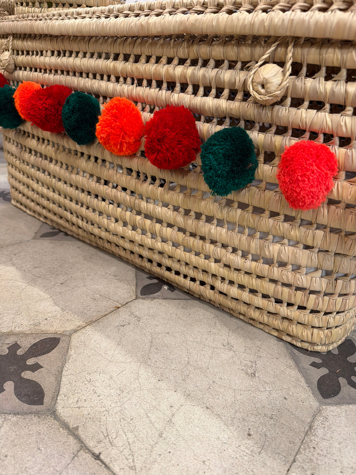Grande malle de rangement en feuille de palmier – 80 cm