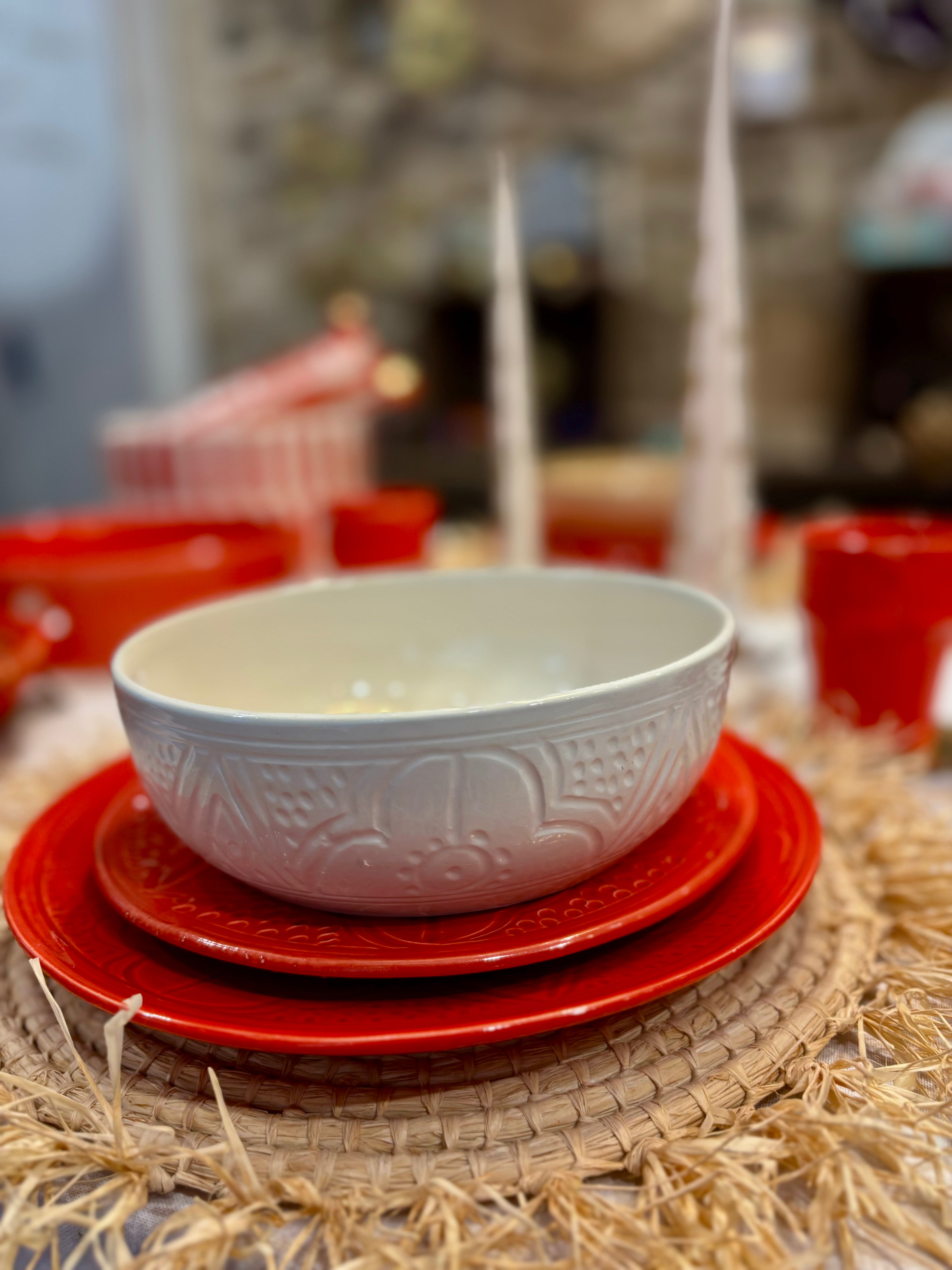 Assiettes en céramique artisanales - rouge ou verte ø 21 cm