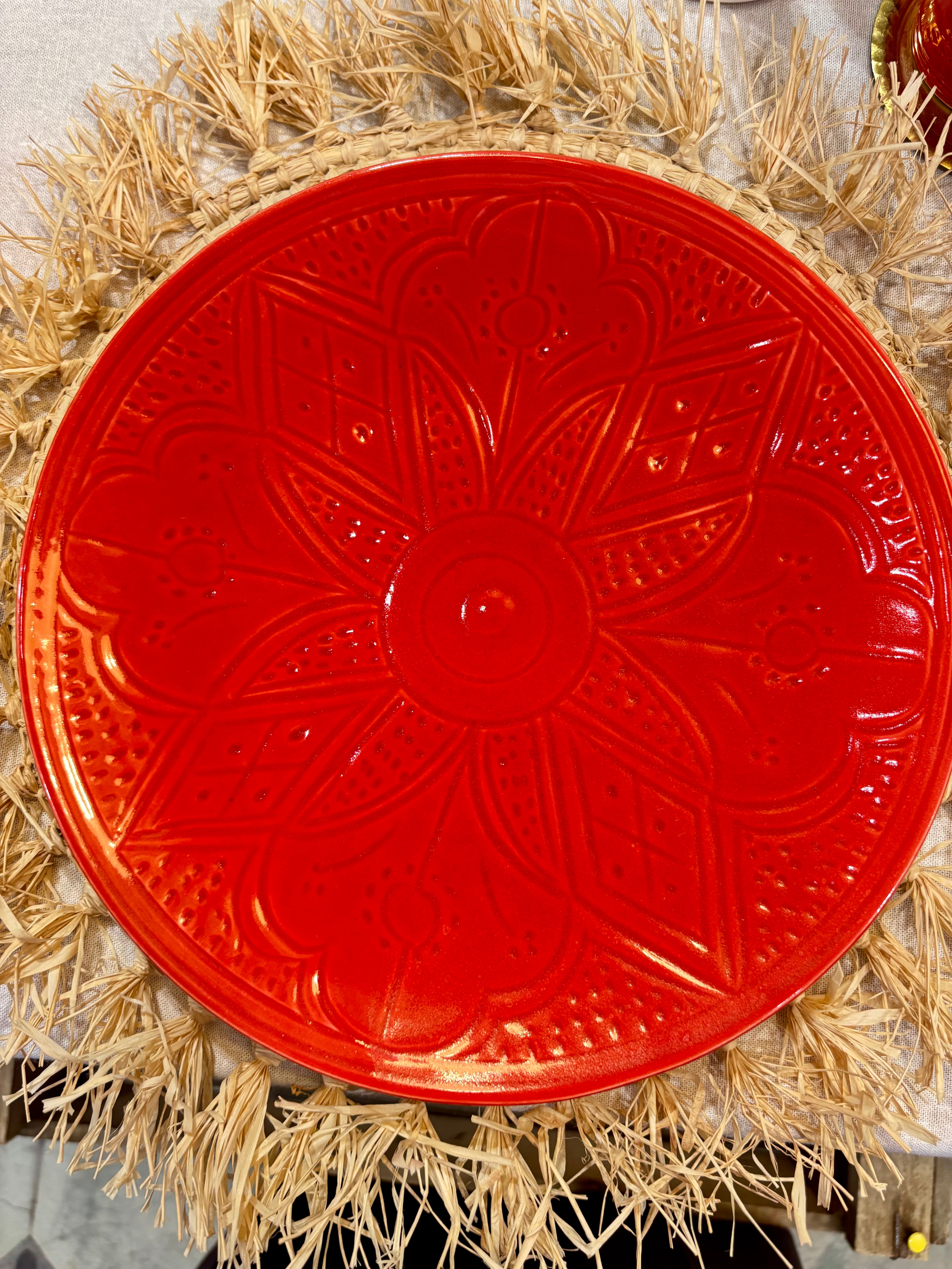 Assiettes en céramique artisanales - rouge ou verte ø 21 cm