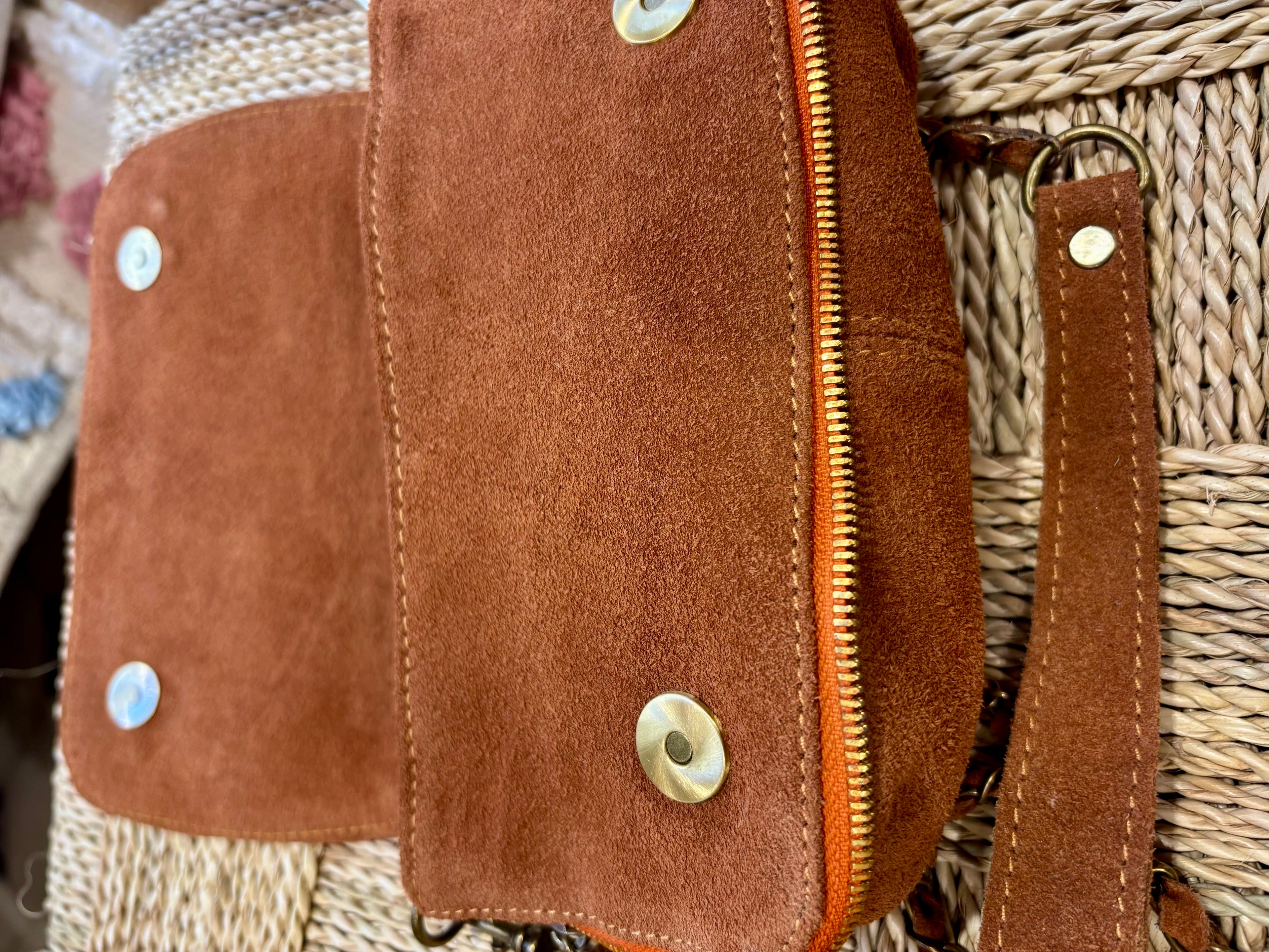 Le Petit Sac Iconique- en cuir, fait main