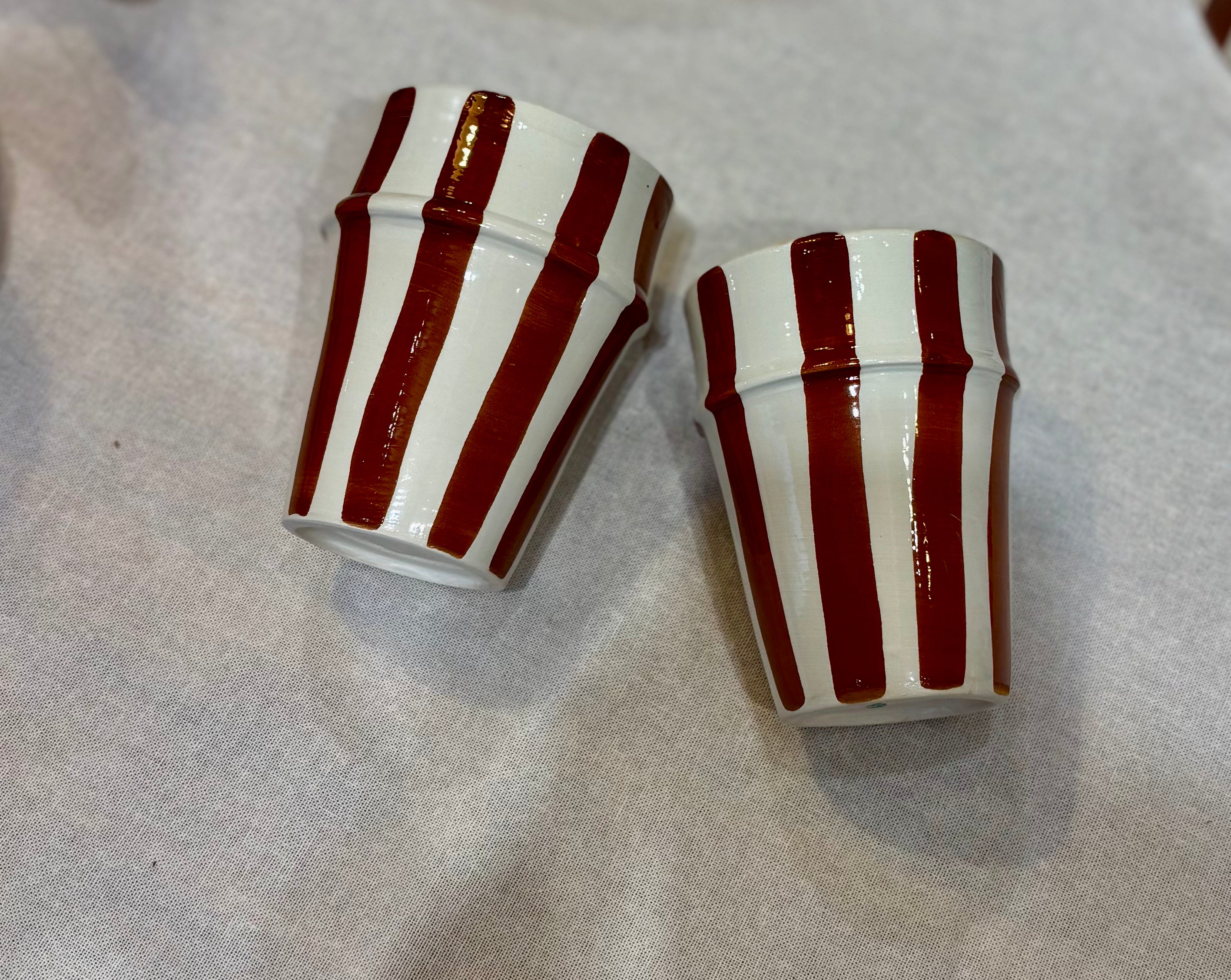 Verre en céramique artisanal - rouge ou rayé