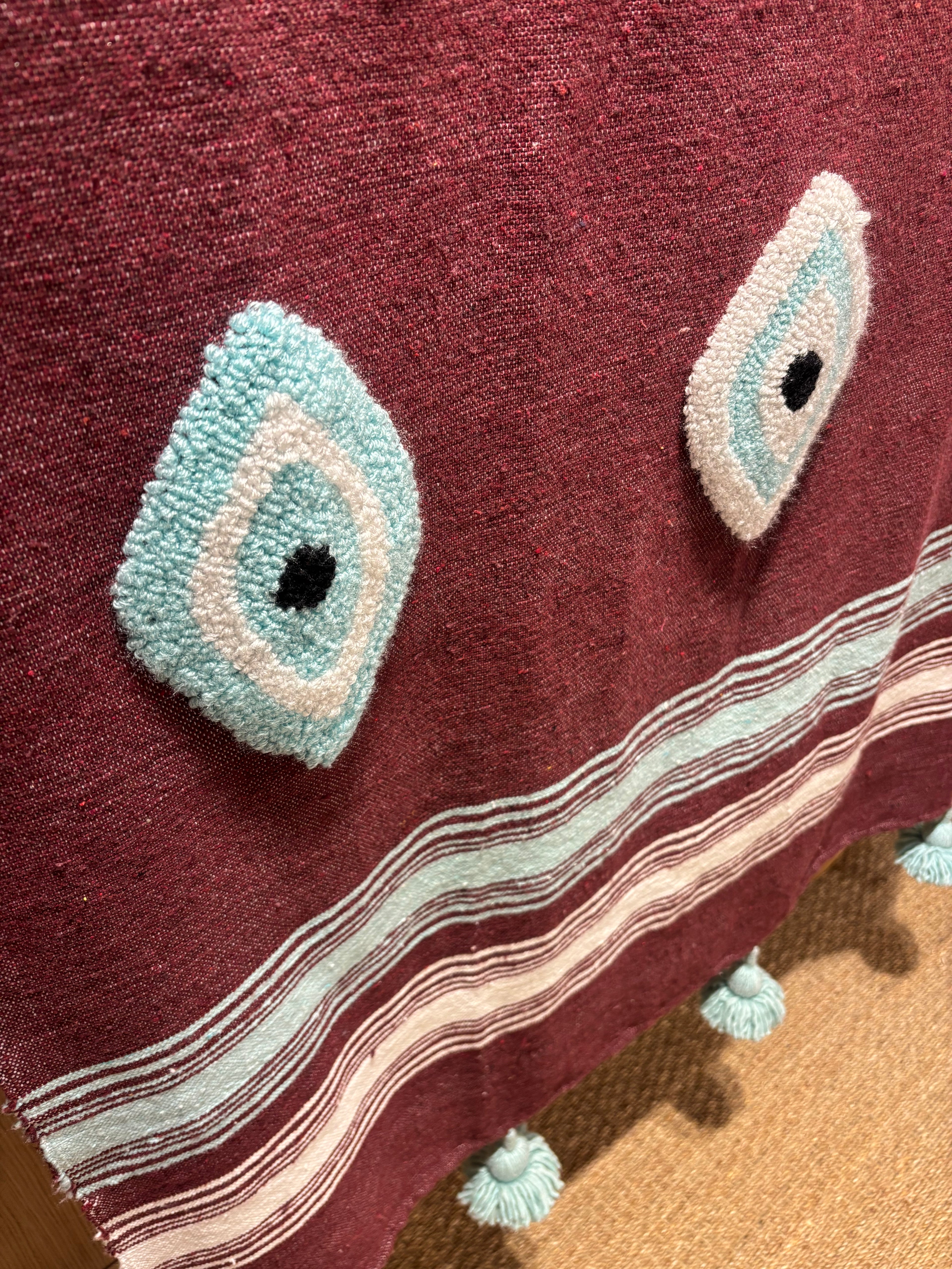 Plaid marocain à pompons - brodé œil bleu