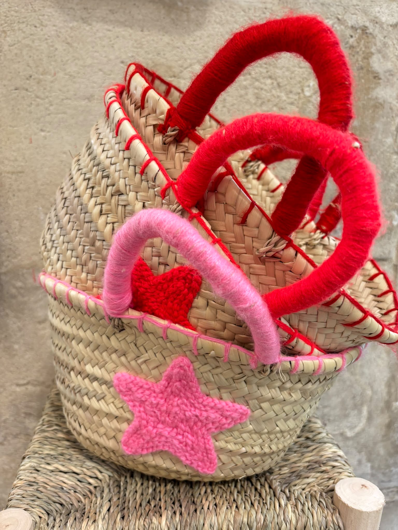 Petit panier en paille brodé - étoile