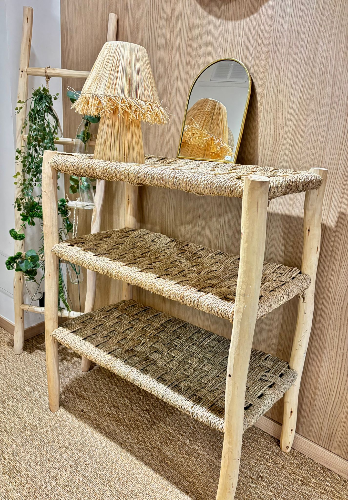 Meuble étagère en bois tressé - personnalisable